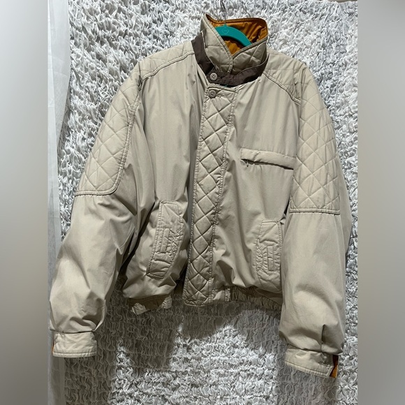 Members Only Light Tan REVERSIBLE  PUFFER Jacket,
MEN SIZE XL. - Picture 5 of 10